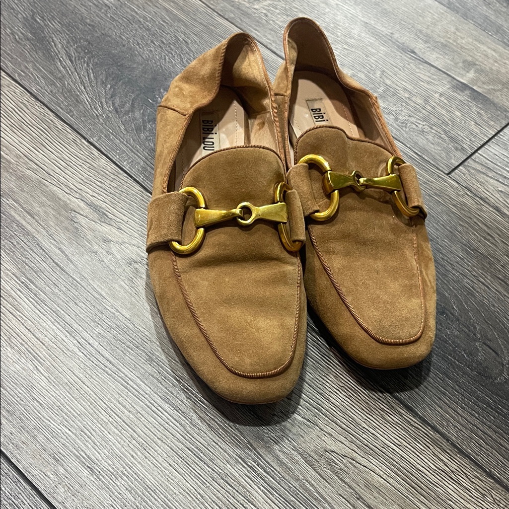 Stylish Women's Brown Suede Loafers With Gold Accent